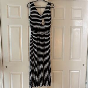 Boden Navy and White Sleeveless V-Neck Maxi Sundress